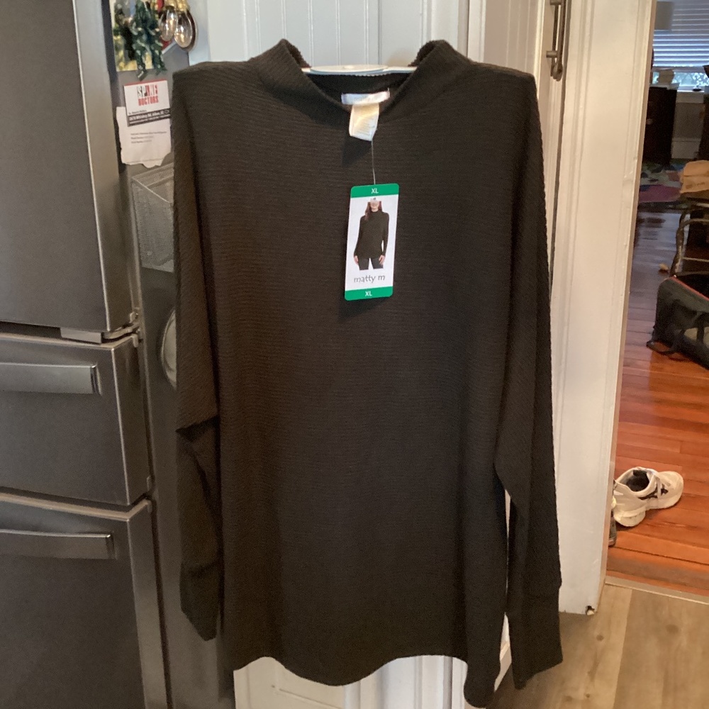 Marty m oversized‎ olive thermal. NWT. Retail 39